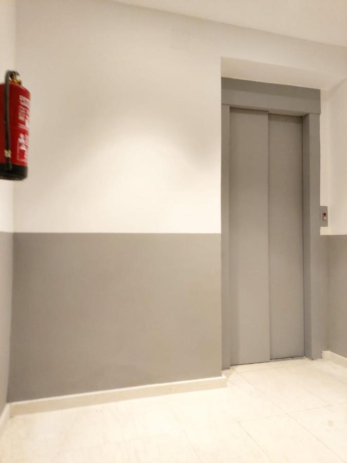 Apartamento Nuevo Y Reformado Al Lado De La Gran Via Madrilena Eksteriør billede