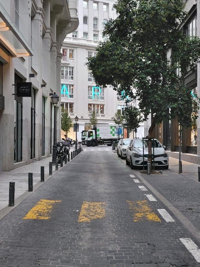 Apartamento Nuevo Y Reformado Al Lado De La Gran Via Madrilena Eksteriør billede